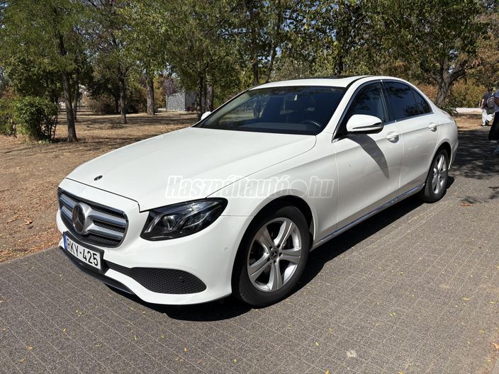 MERCEDES-BENZ E 220 d T 9G-TRONIC