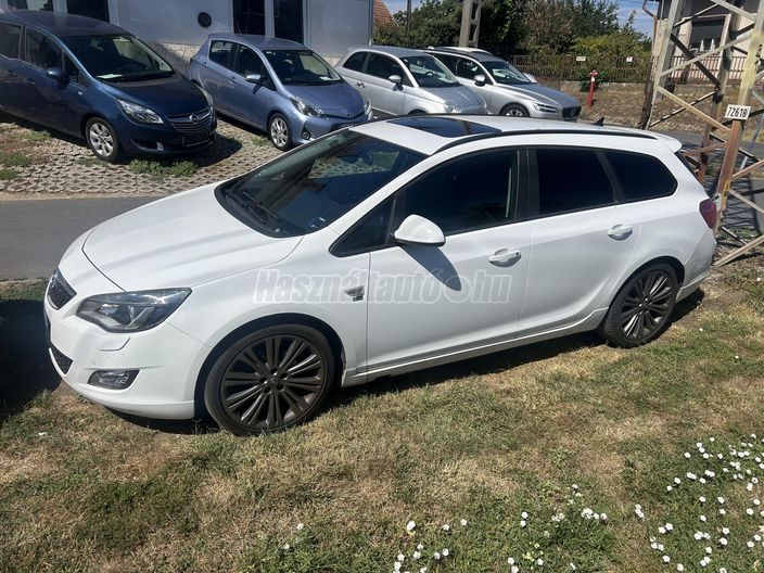 OPEL ASTRA J 2.0 CDTI Sport