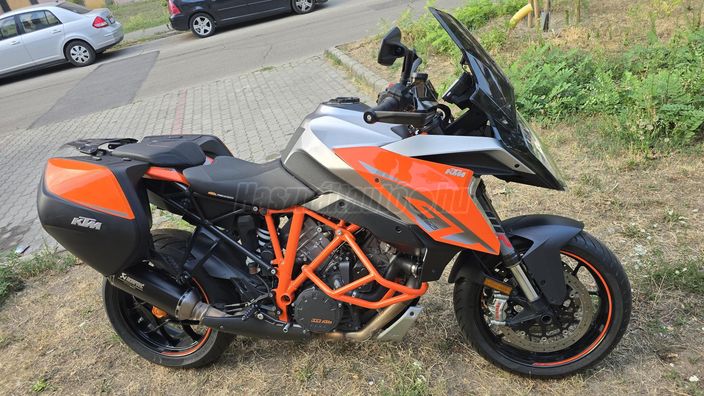 KTM 1290 SUPER DUKE GT