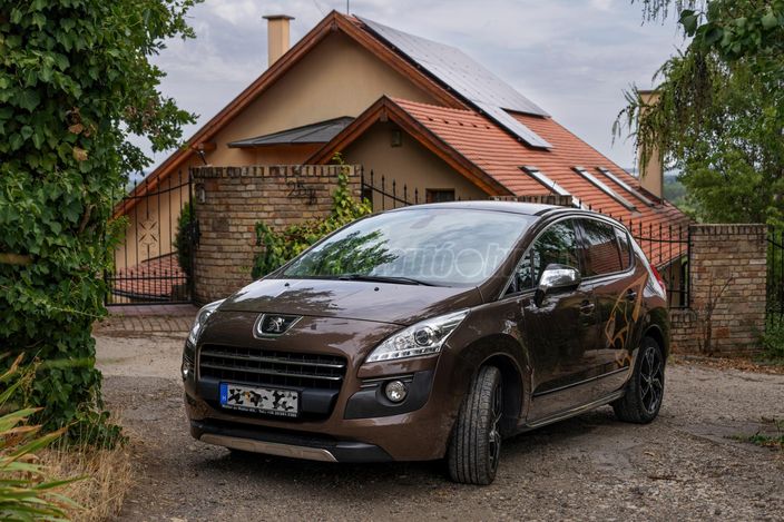 PEUGEOT 3008 2.0 HDi Style 2013