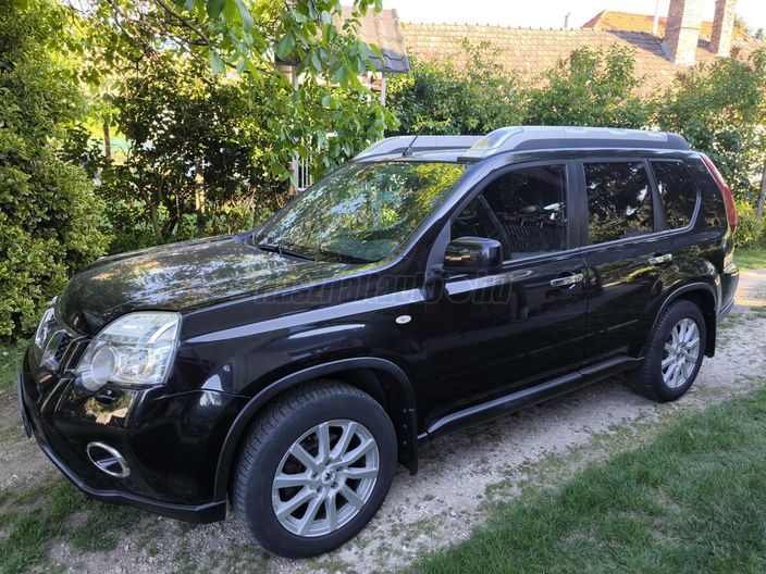 NISSAN X-TRAIL 2.0 dCi LE