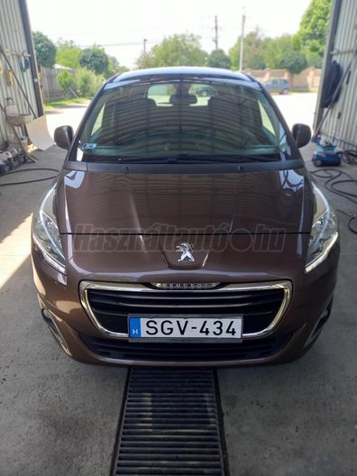 PEUGEOT 5008 1.6 HDi Active (7 személyes )