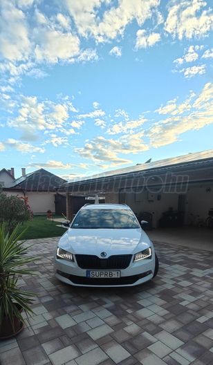 SKODA SUPERB Combi 2.0 TDI SCR SportLine DSG