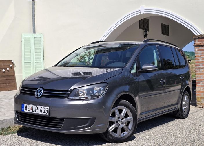 VOLKSWAGEN TOURAN 1.6 CR TDI Comfortline
