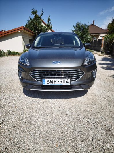 FORD KUGA 1.5 EcoBoost Titanium