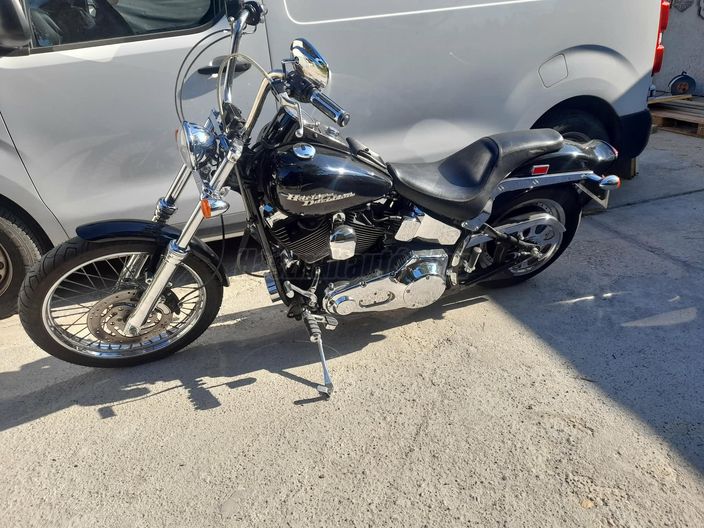 HARLEY-DAVIDSON NIGHT TRAIN