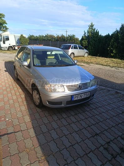 VOLKSWAGEN POLO 1.0 50