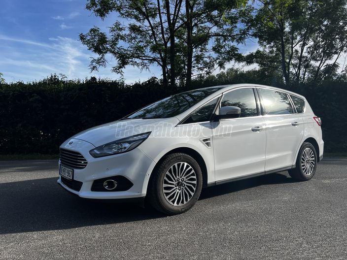 FORD S-MAX 2.0 EcoBlue Titanium