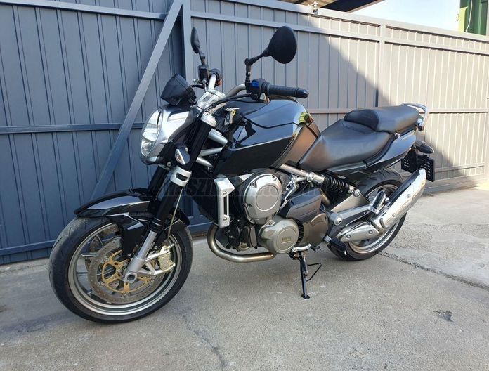 APRILIA MANA