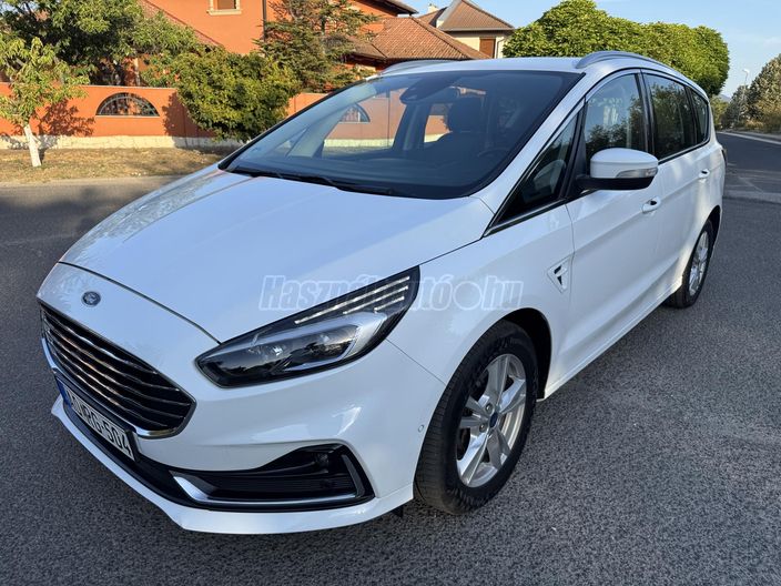 FORD S-MAX 2.0 EcoBlue Titanium