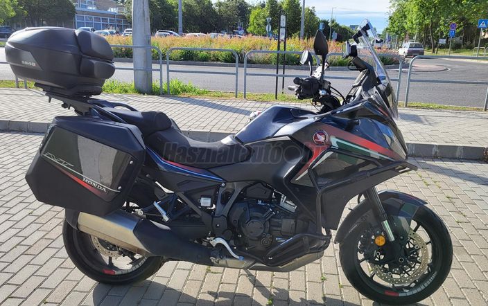 HONDA NT 1100 D