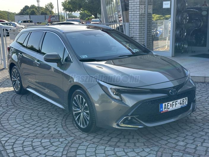 TOYOTA COROLLA 1.8 Hybrid Comfort Style Tech e-CVT
