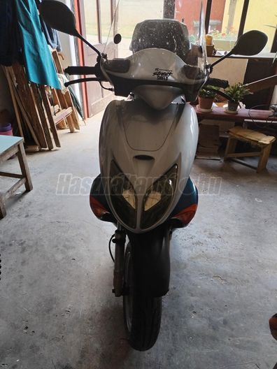 HONDA X8R-X