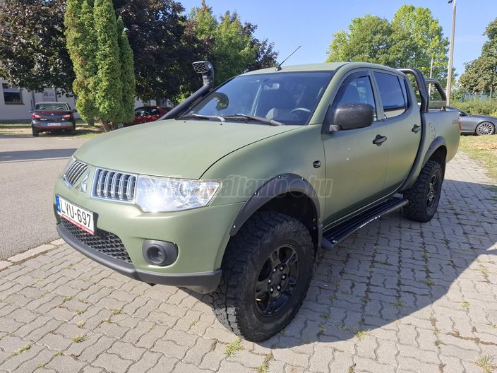 MITSUBISHI L 200 Pick Up 2.5 TD DC Instyle