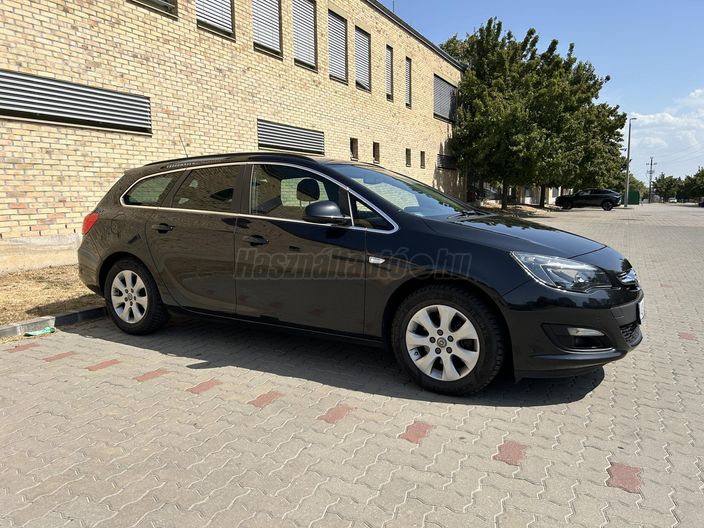 OPEL ASTRA J Sports Tourer 1.6 CDTI Start-Stop Enjoy