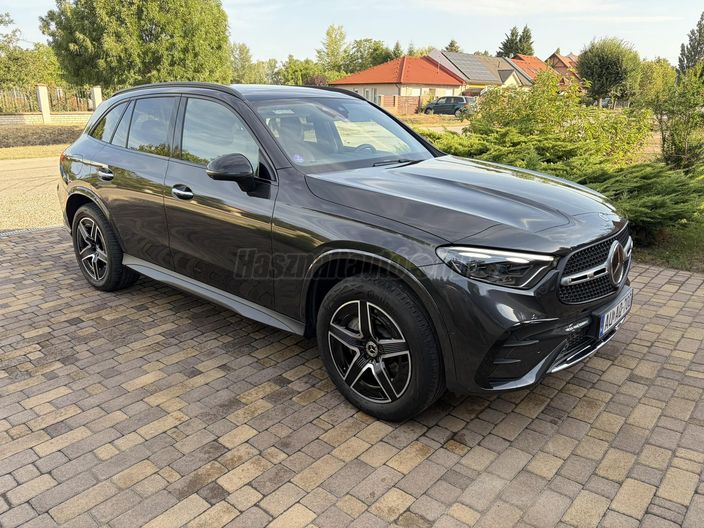 MERCEDES-BENZ GLC-OSZTÁLY GLC 300 de 4Matic 9G-TRONIC Plug-in hybrid