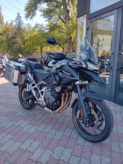 TRIUMPH TIGER 1200