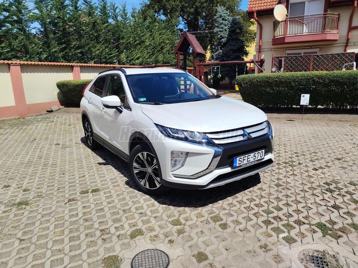 MITSUBISHI ECLIPSE CROSS 1.5 T-MIVEC Intense 2WD