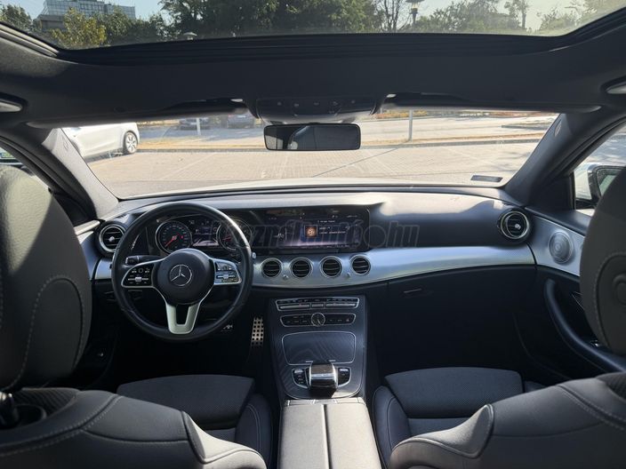 MERCEDES-BENZ E 200 9G-TRONIC