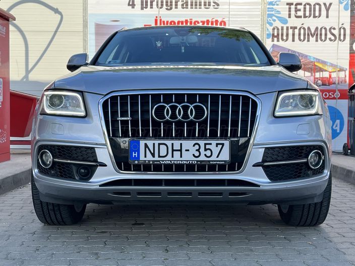 AUDI Q5 2.0 TDI quattro clean diesel S-tronic