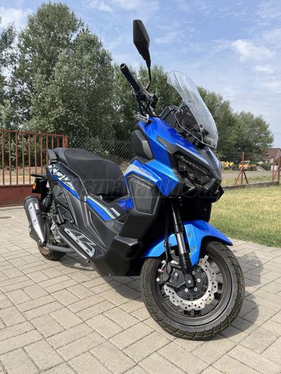 KEEWAY VIESTE 300 XDV