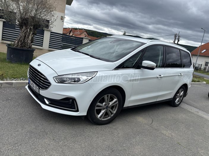 FORD GALAXY 2.0 EcoBlue SCR Titanium