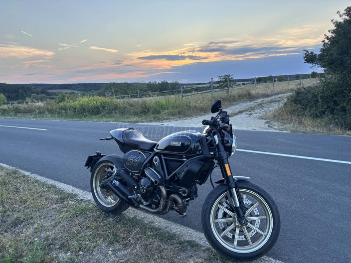 DUCATI SCRAMBLER