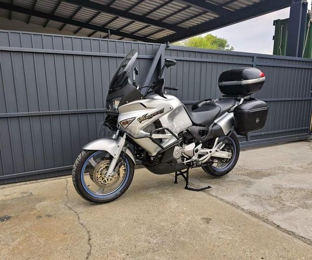 HONDA XL 1000 V  (VARADERO)