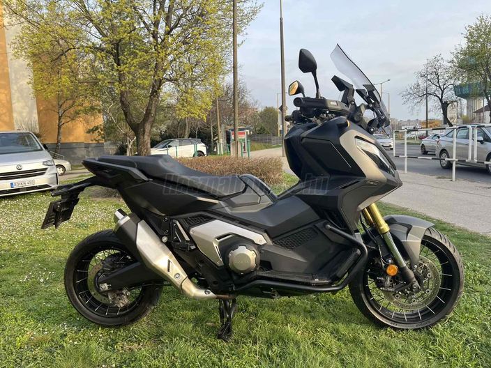 HONDA X-ADV