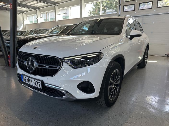MERCEDES-BENZ GLC 220 d 4Matic 9G-TRONIC Mild hybrid drive