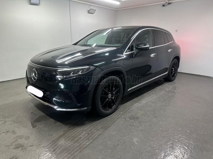 MERCEDES-BENZ EQS SUV 450 4Matic (7 személyes )