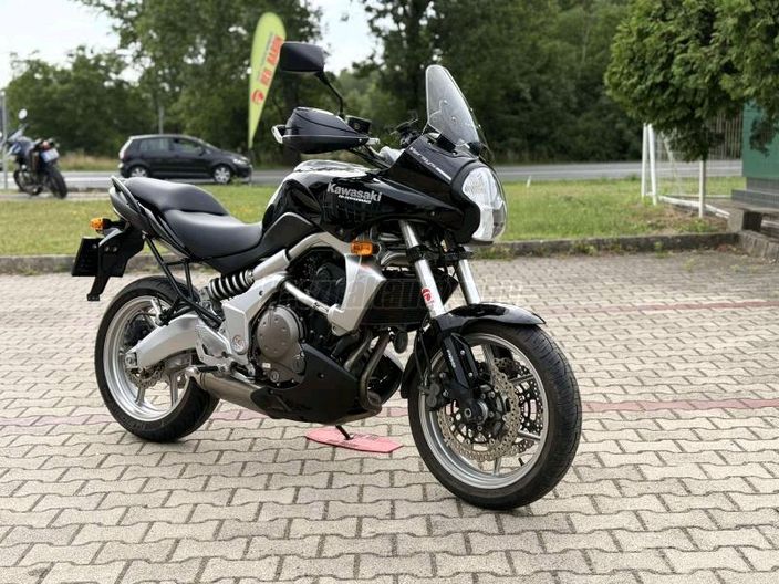 KAWASAKI VERSYS 650
