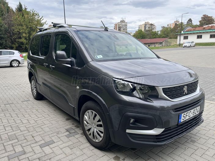 PEUGEOT RIFTER 1.2 PureTech Allure S&S L2 (7 személyes )