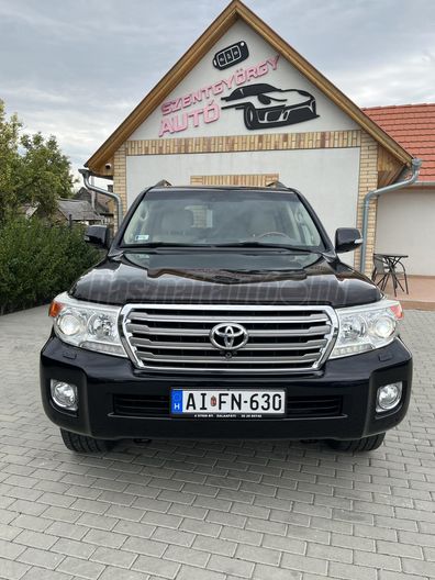 TOYOTA LAND CRUISER 4.5 D L (Automata)