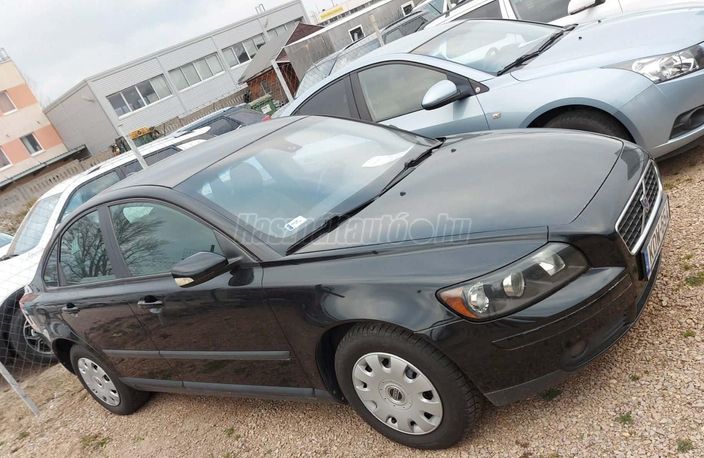 VOLVO S40 1.6
