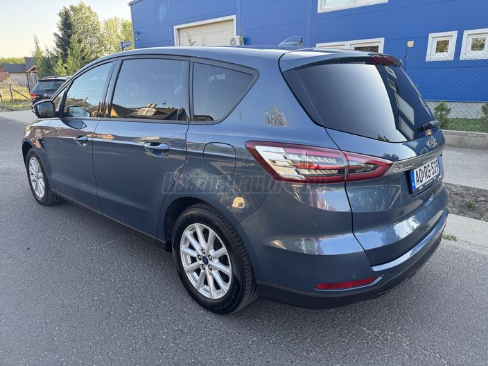 FORD S-MAX 2.5 FHEV Titanium CVT