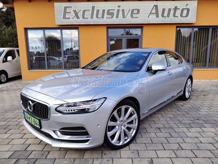 VOLVO S90 2.0 [T8] Twin Engine Momentum Geartronic