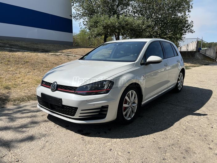 VOLKSWAGEN GOLF VII 2.0 TSI BMT GTI