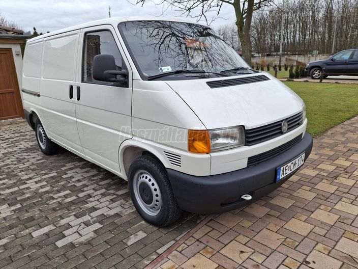 VOLKSWAGEN TRANSPORTER 2.5 7DJ 1U2 W24