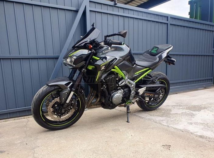KAWASAKI Z 1000