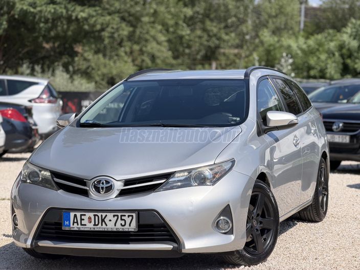 TOYOTA AURIS Touring Sports 1.33 Active Comfort