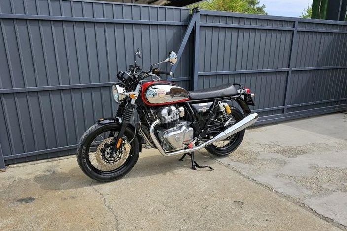 ROYAL ENFIELD INTERCEPTOR