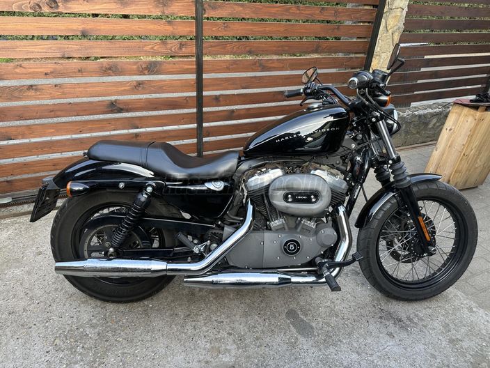 HARLEY-DAVIDSON SPORTSTER 1200 NIGHTSTER