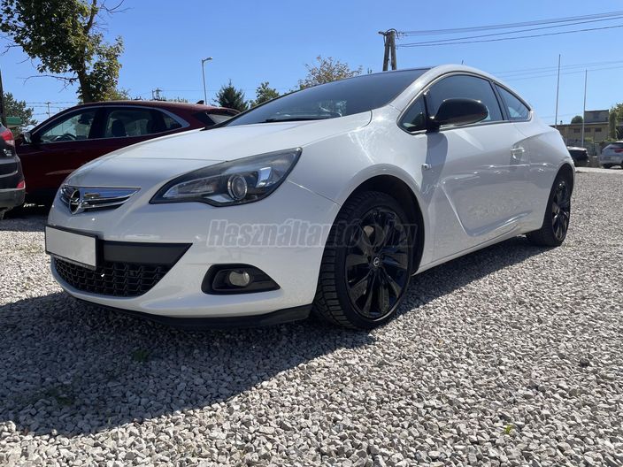OPEL ASTRA J GTC 1.4 T Sport