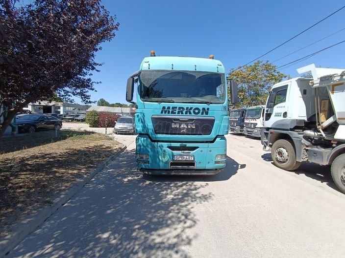 MAN TGX