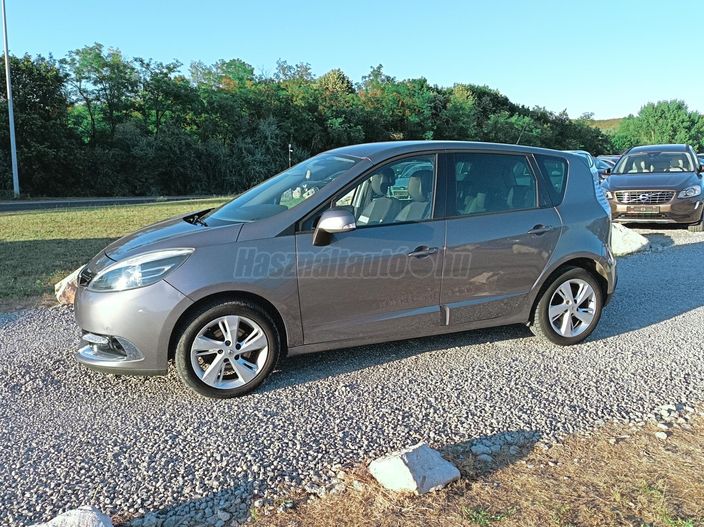 RENAULT SCENIC XMOD Scénic 1.5 dCi Privilege EDC