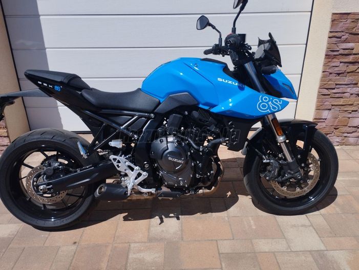 SUZUKI GSX 8 S