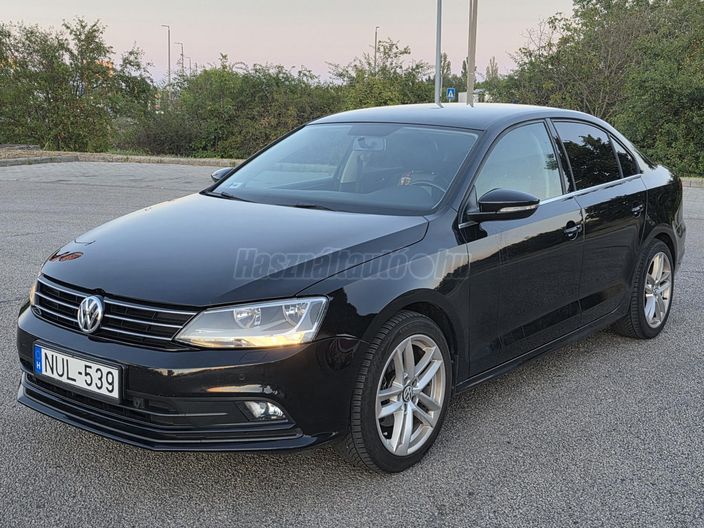 VOLKSWAGEN JETTA 1.4 TSI BMT Comfortline