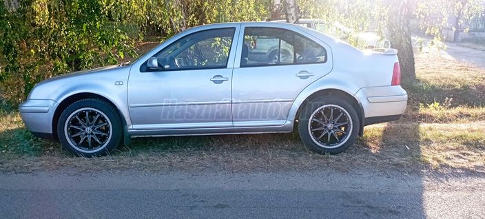 VOLKSWAGEN BORA 1.9 PD TDI Highline