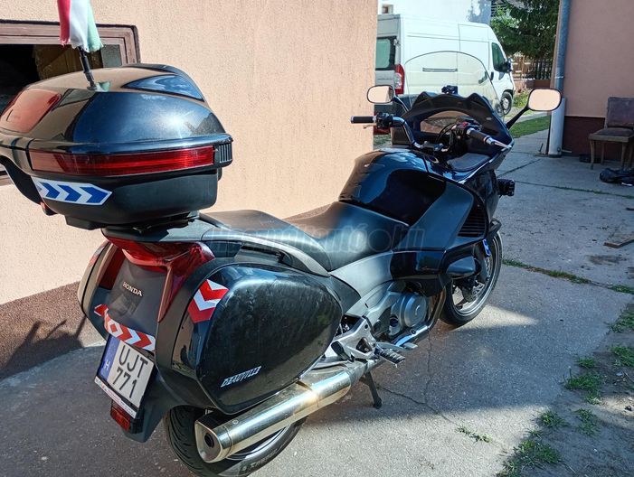 HONDA NT 700 V DEAUVILLE